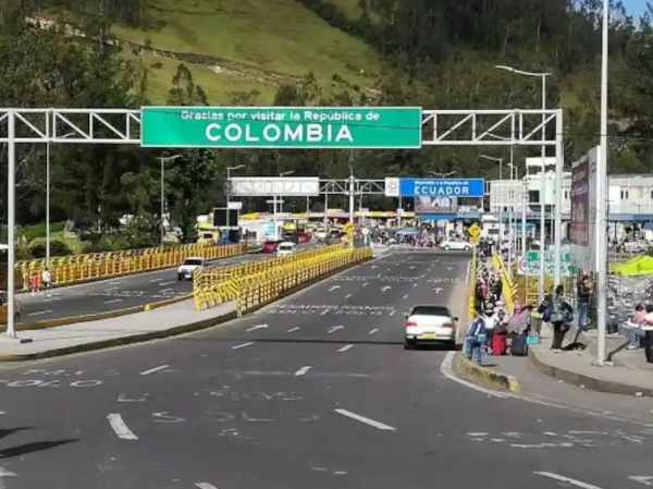 龙坤投资 哥伦比亚和厄瓜多尔跨国边境大桥发生枪击案 造成2死4伤_大皖新闻 | 安徽网